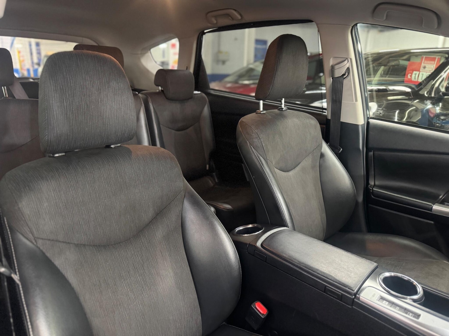 Used Toyota Prius+ for sale - 77753095: Photo 28