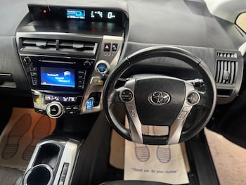 Used Toyota Prius+ 2020 for sale - 77753095: Photo