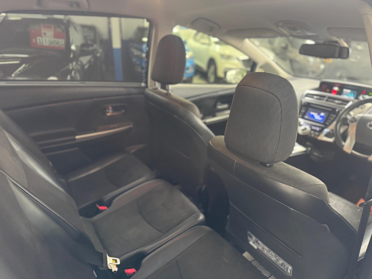 Used Toyota Prius+ for sale - 77753095: Photo 32