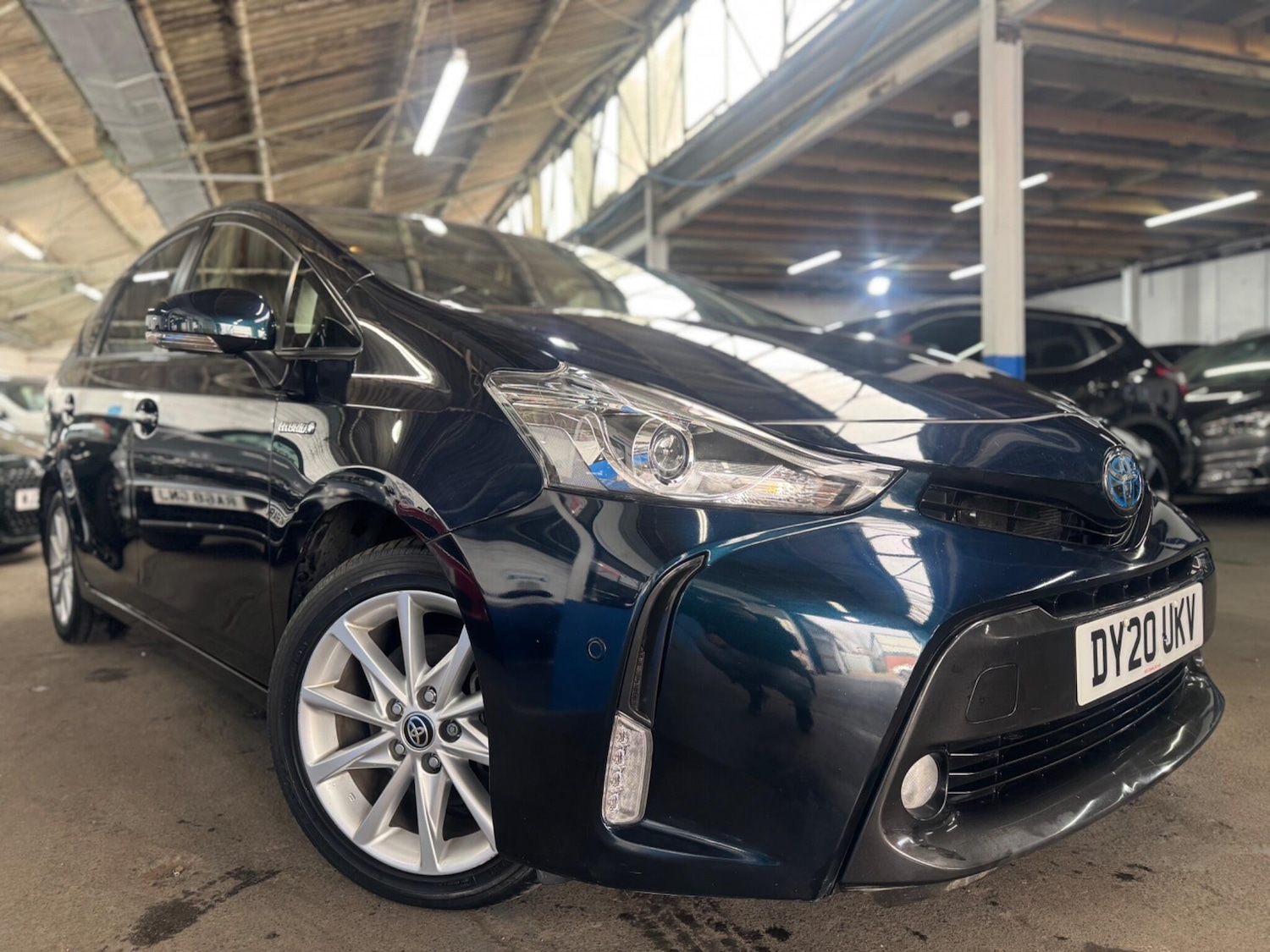 Used Toyota Prius+ for sale - 77753095: Photo 9