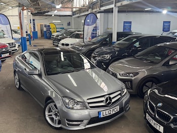 Used Mercedes-Benz C-Class 2012 for sale - 75430990: Photo