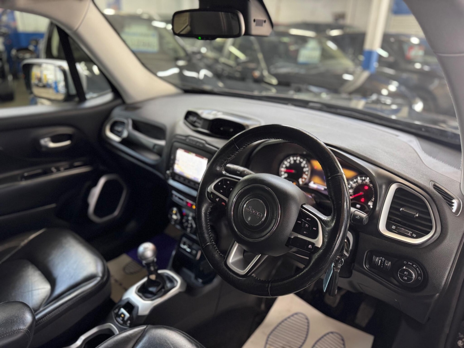 Used Jeep Renegade 2017 for sale - 76824234: Photo 5