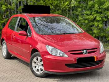 2005 - 1.6 [AC] HURRY! 7 DAY CLEARANCE SALE NOW ON - LIMITED STOCK, CALL NOW! 3-Door