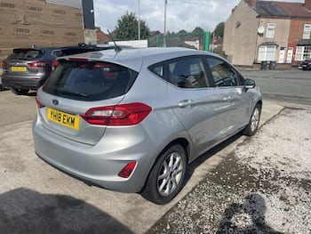 Used Ford Fiesta 2018 for sale - 79711070: Photo