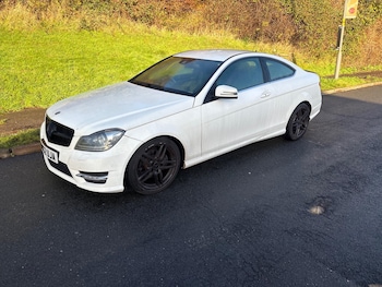 Used Mercedes-Benz C Class 2012 for sale - 76888937: Photo