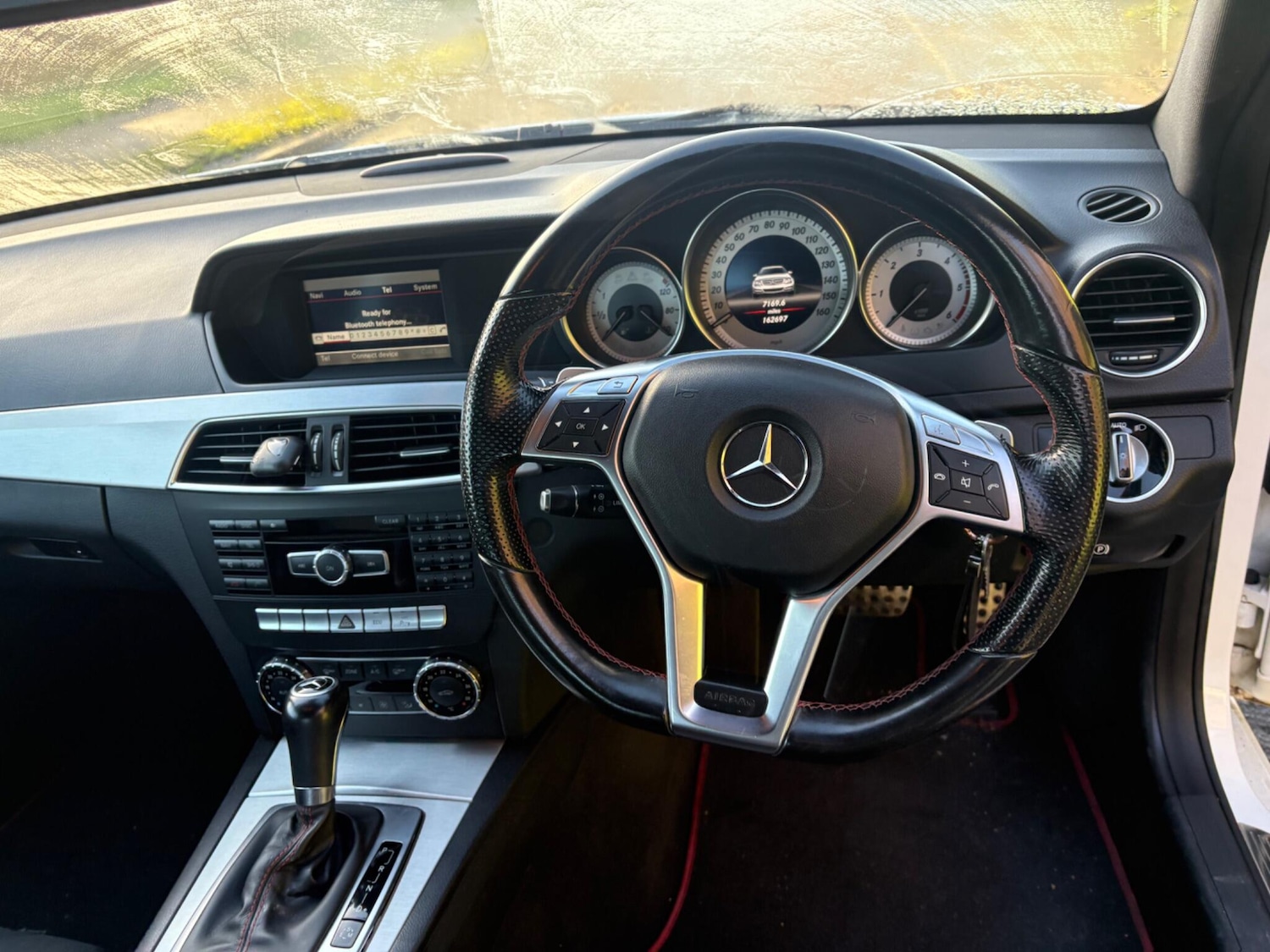 Used Mercedes-Benz C Class 2012 for sale - 76888937: Photo 28