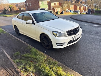 Used Mercedes-Benz C Class 2012 for sale - 76888937: Photo