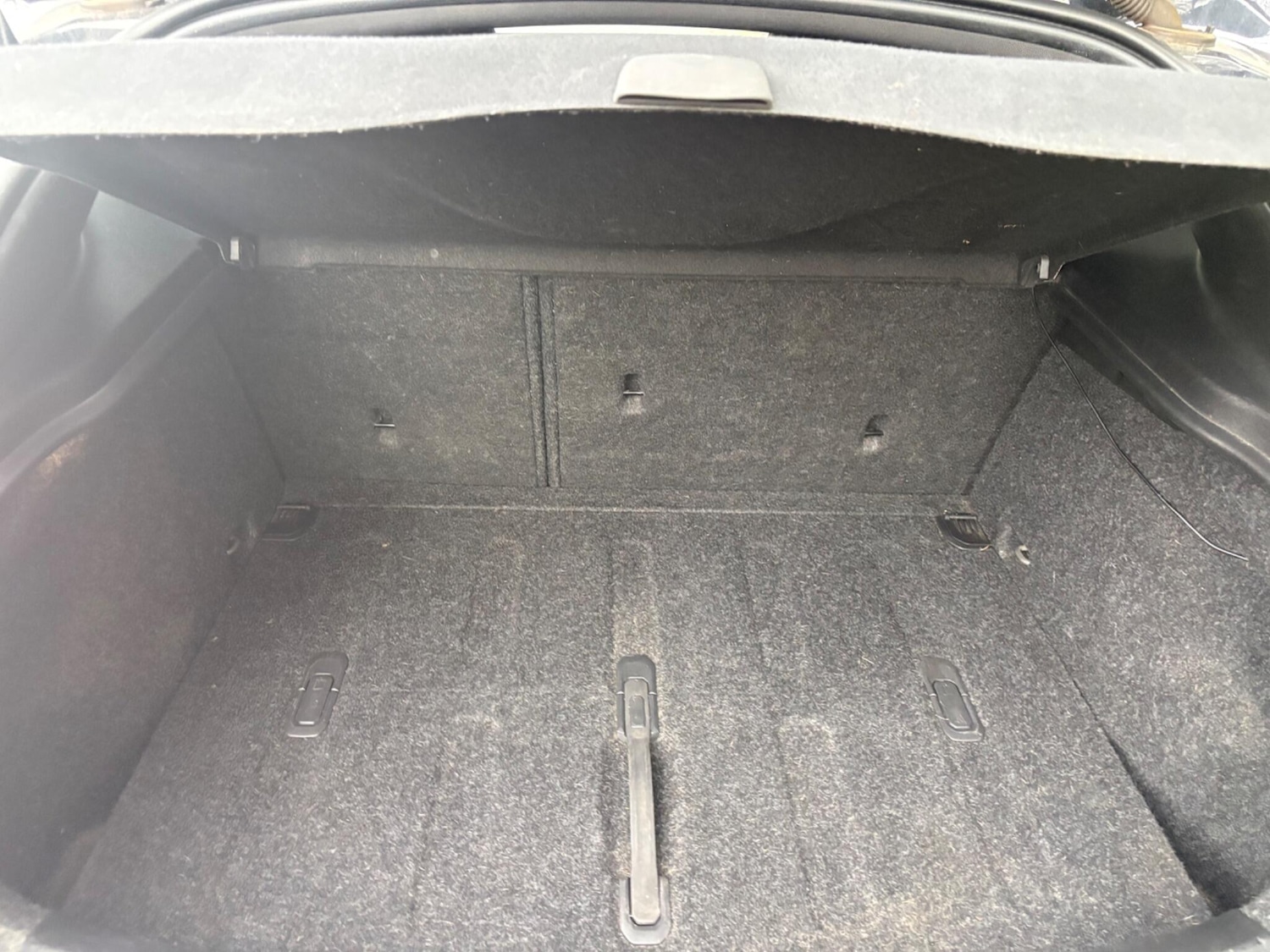 Used Volvo V40 2014 for sale - 77715550: Photo 22