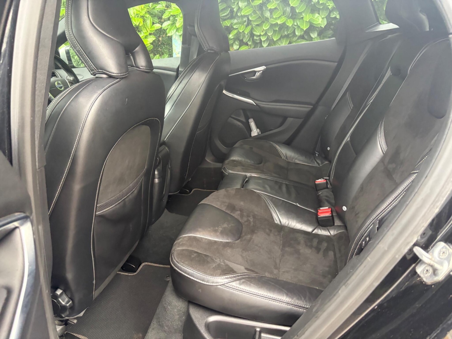 Used Volvo V40 2014 for sale - 77715550: Photo 37