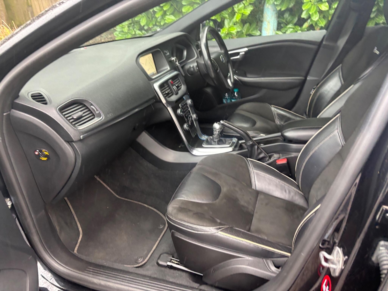 Used Volvo V40 2014 for sale - 77715550: Photo 38