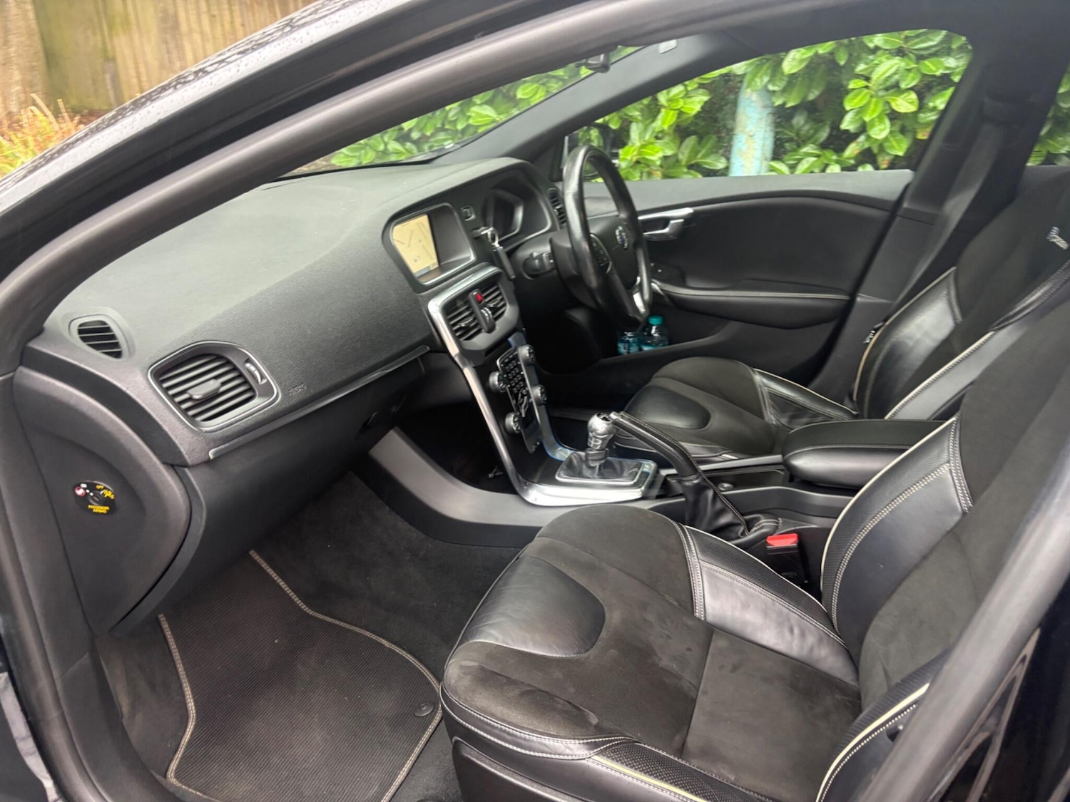 Used Volvo V40 2014 for sale - 77715550: Photo 42