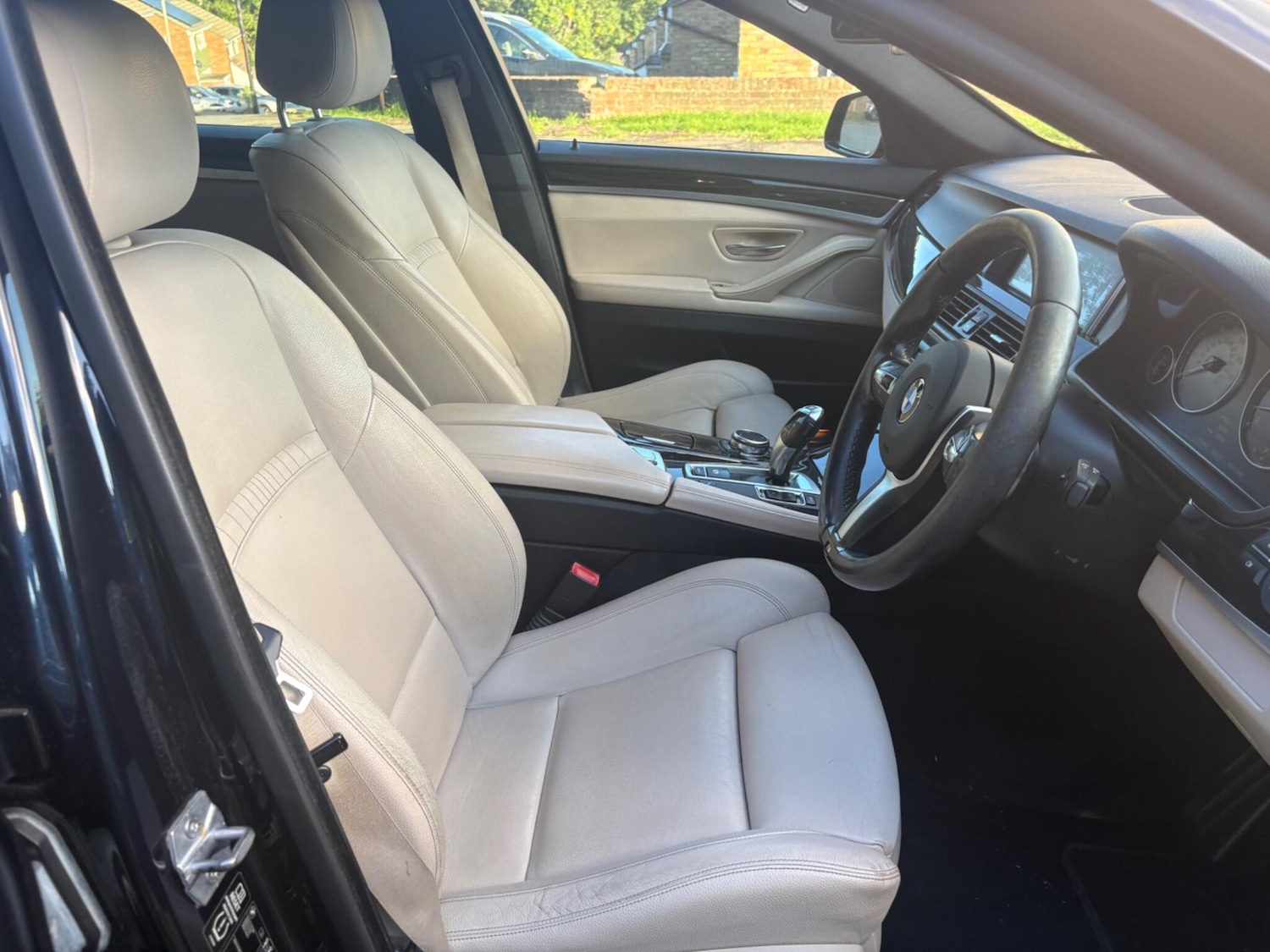 Used BMW 5 Series 2013 for sale - 76100255: Photo 33