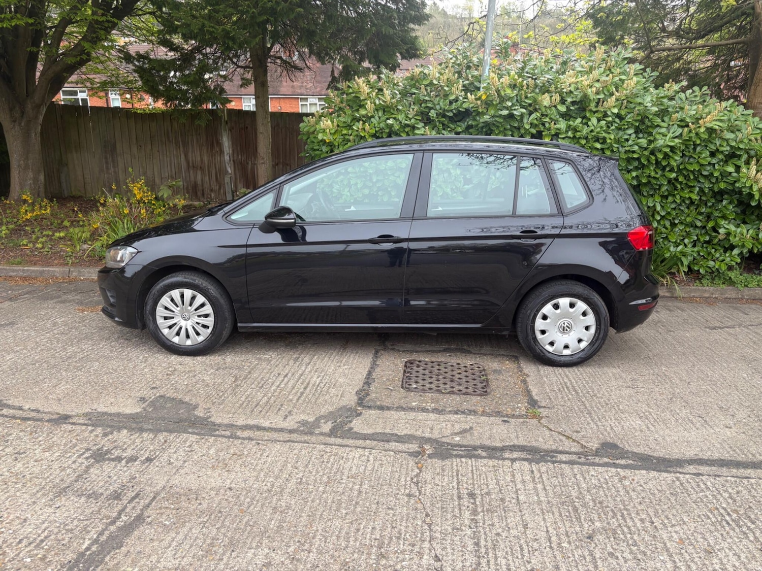 Used Volkswagen Golf SV for sale - 78210540: Photo 2