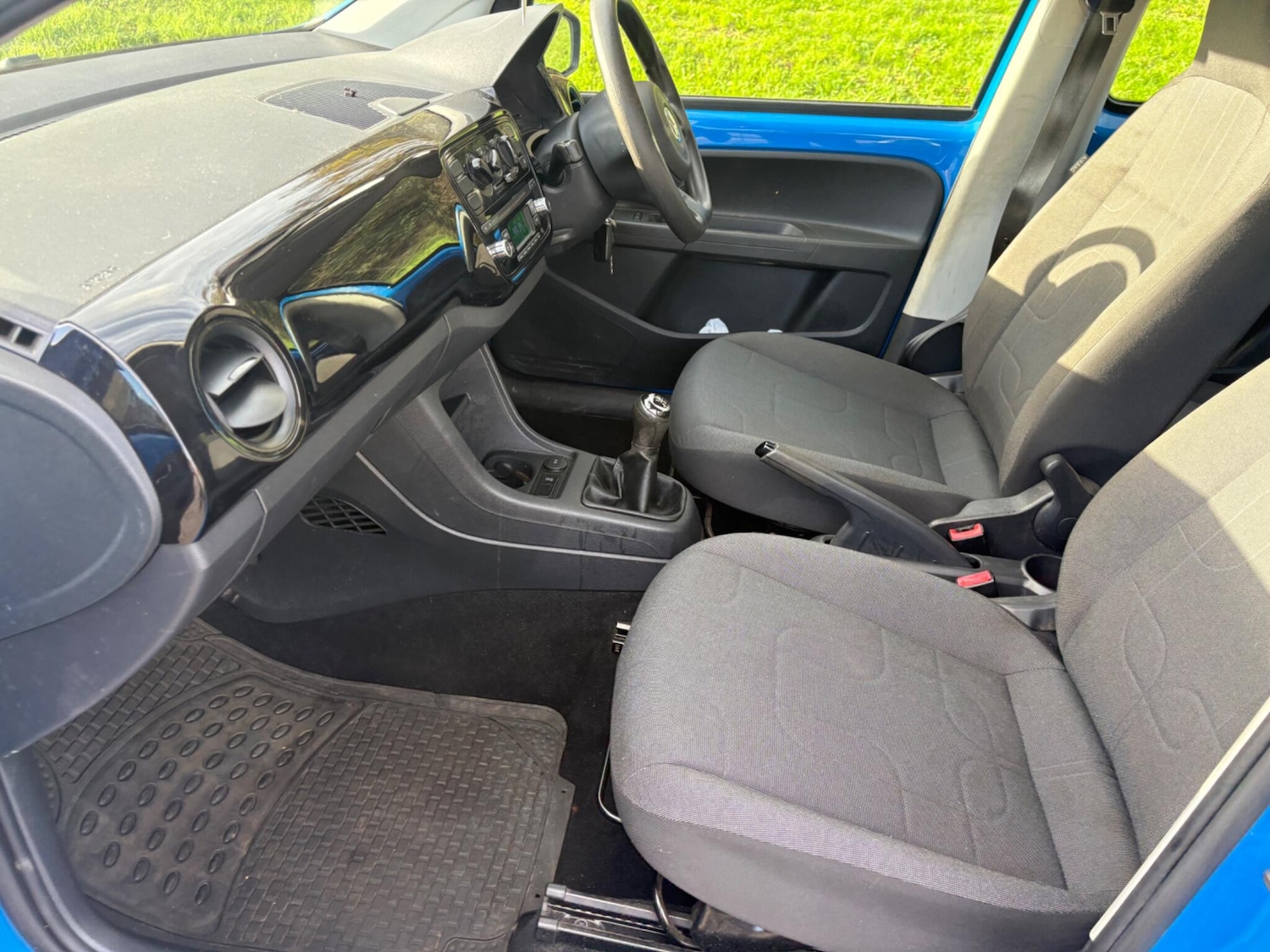 Used Volkswagen up! 2016 for sale - 76569321: Photo 38