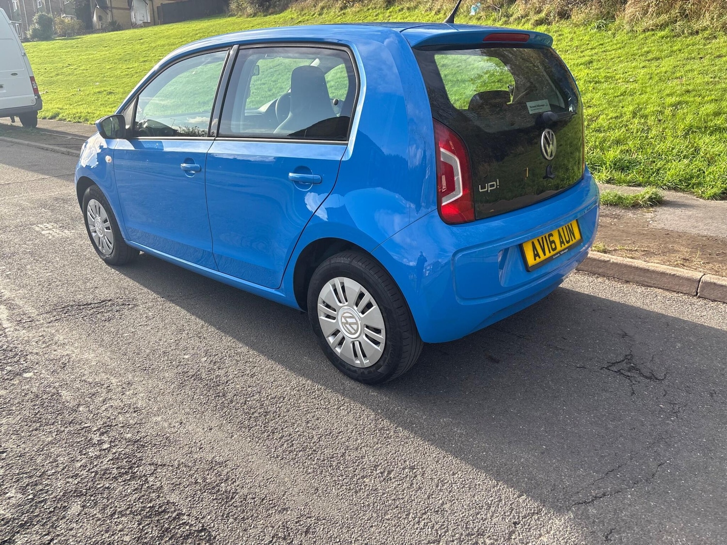 Used Volkswagen up! 2016 for sale - 76569321: Photo 64