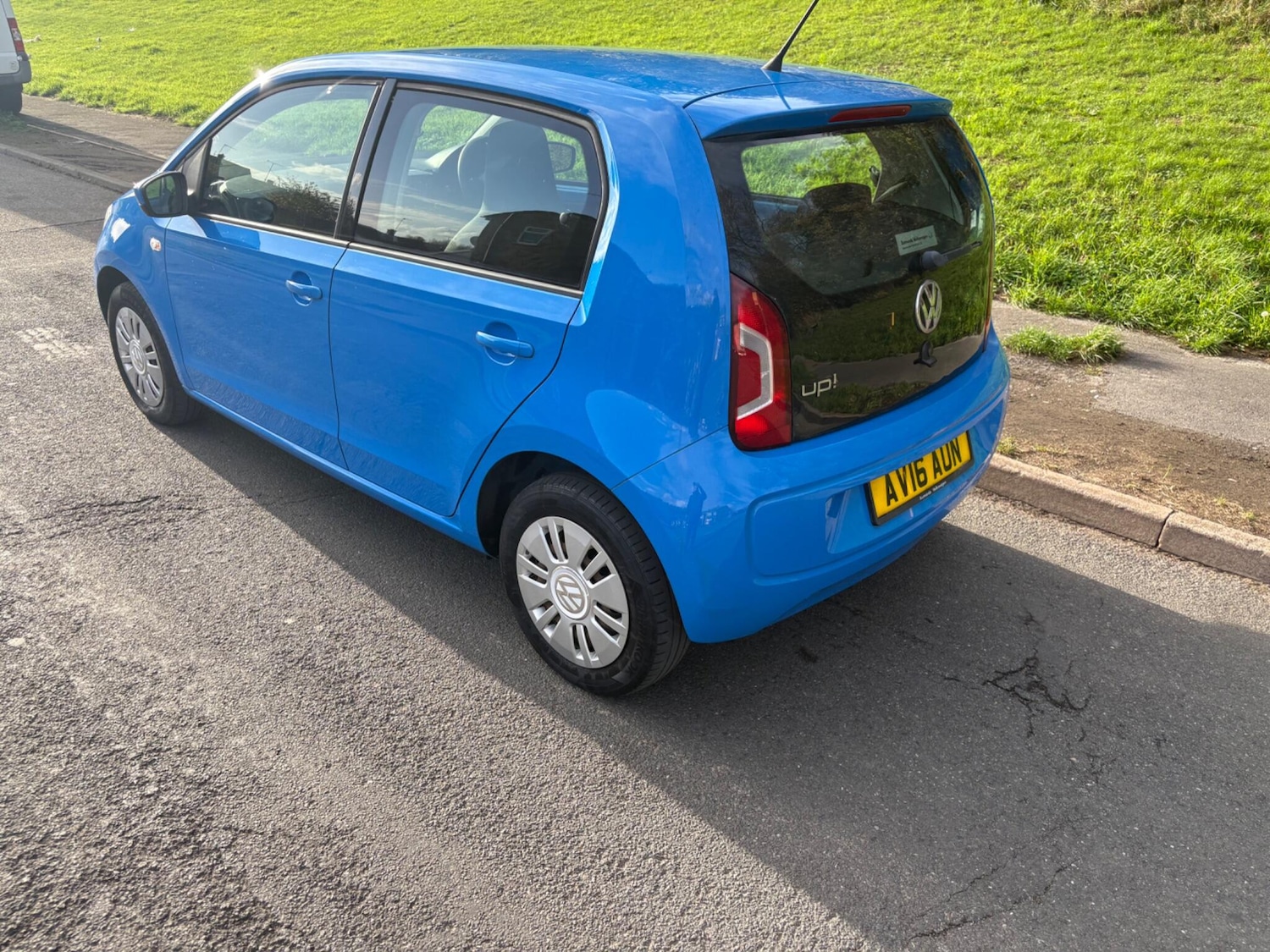 Used Volkswagen up! 2016 for sale - 76569321: Photo 65