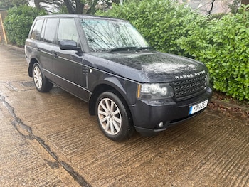 2011 (61) - 4.4 TDV8 Vogue 4dr Auto