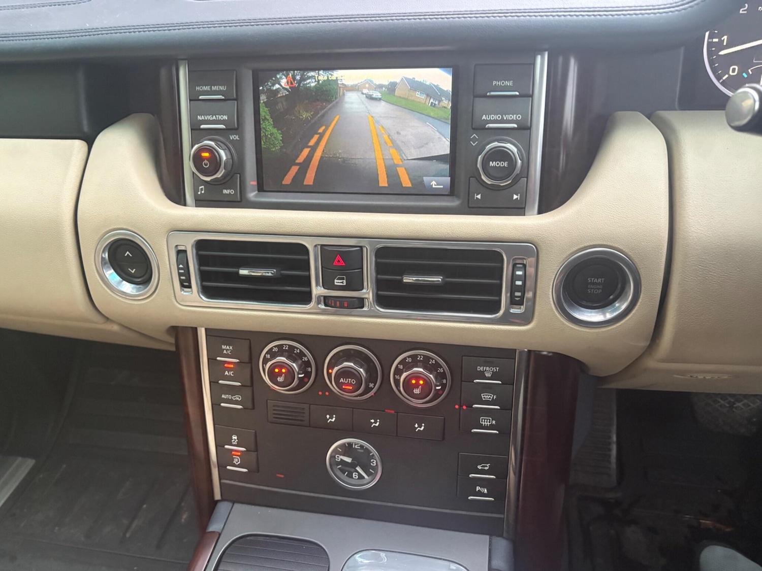 Used Land Rover Range Rover 2011 for sale - 77158070: Photo 27