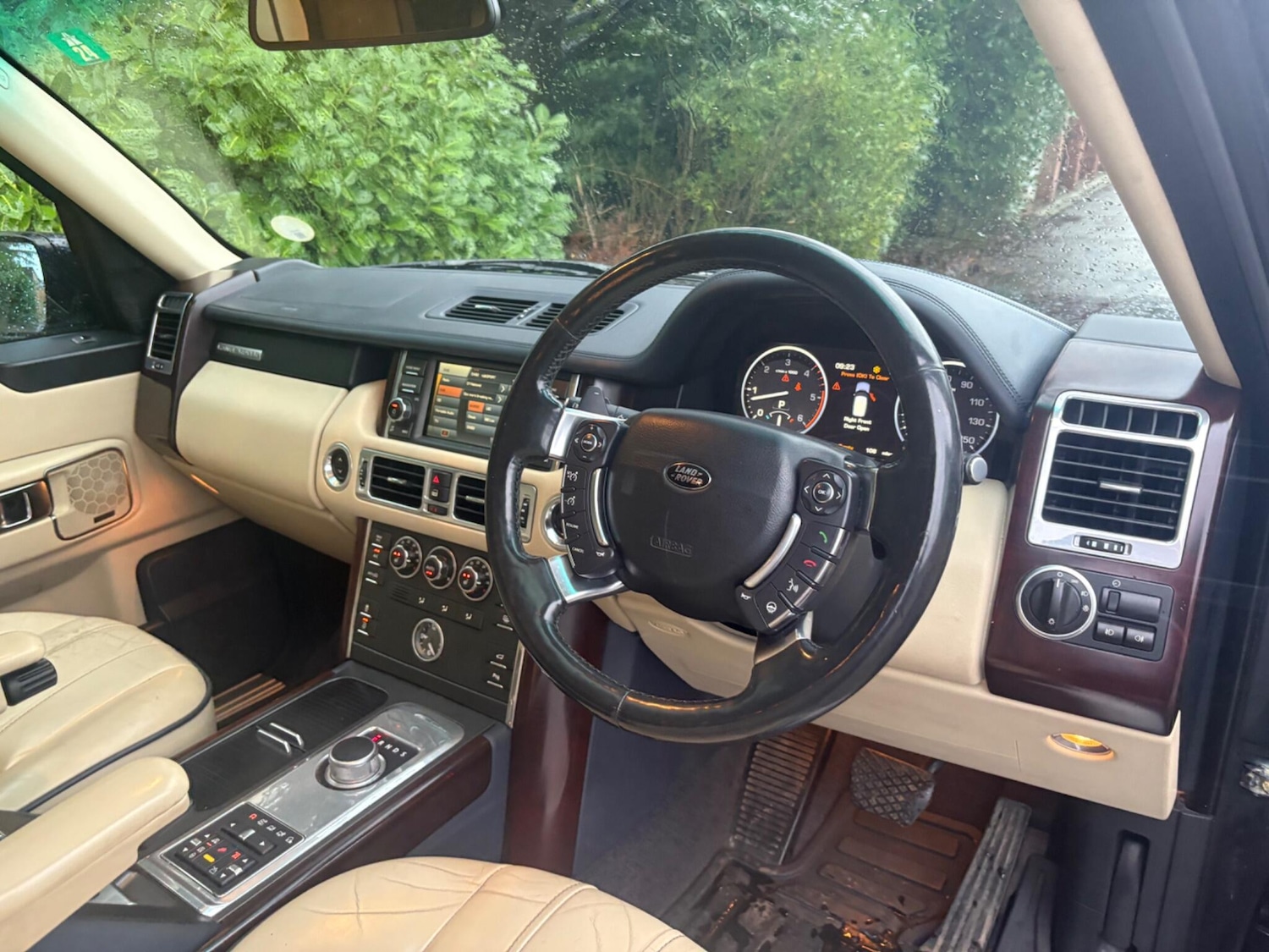 Used Land Rover Range Rover 2011 for sale - 77158070: Photo 32