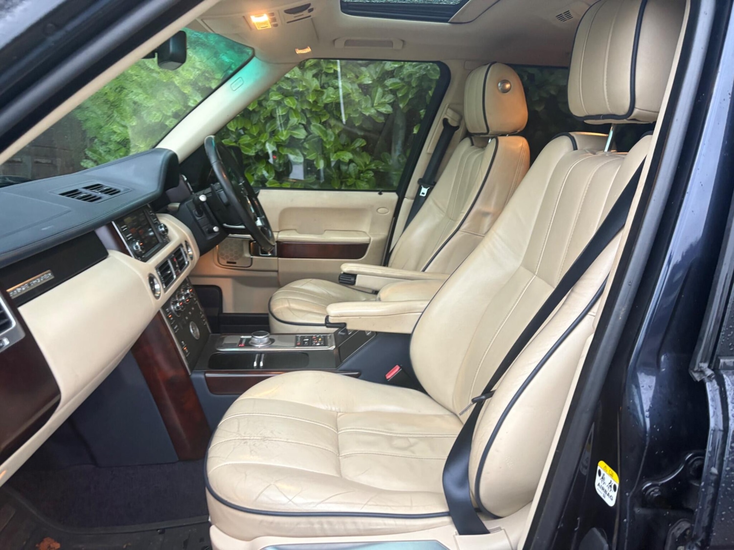 Used Land Rover Range Rover 2011 for sale - 77158070: Photo 46