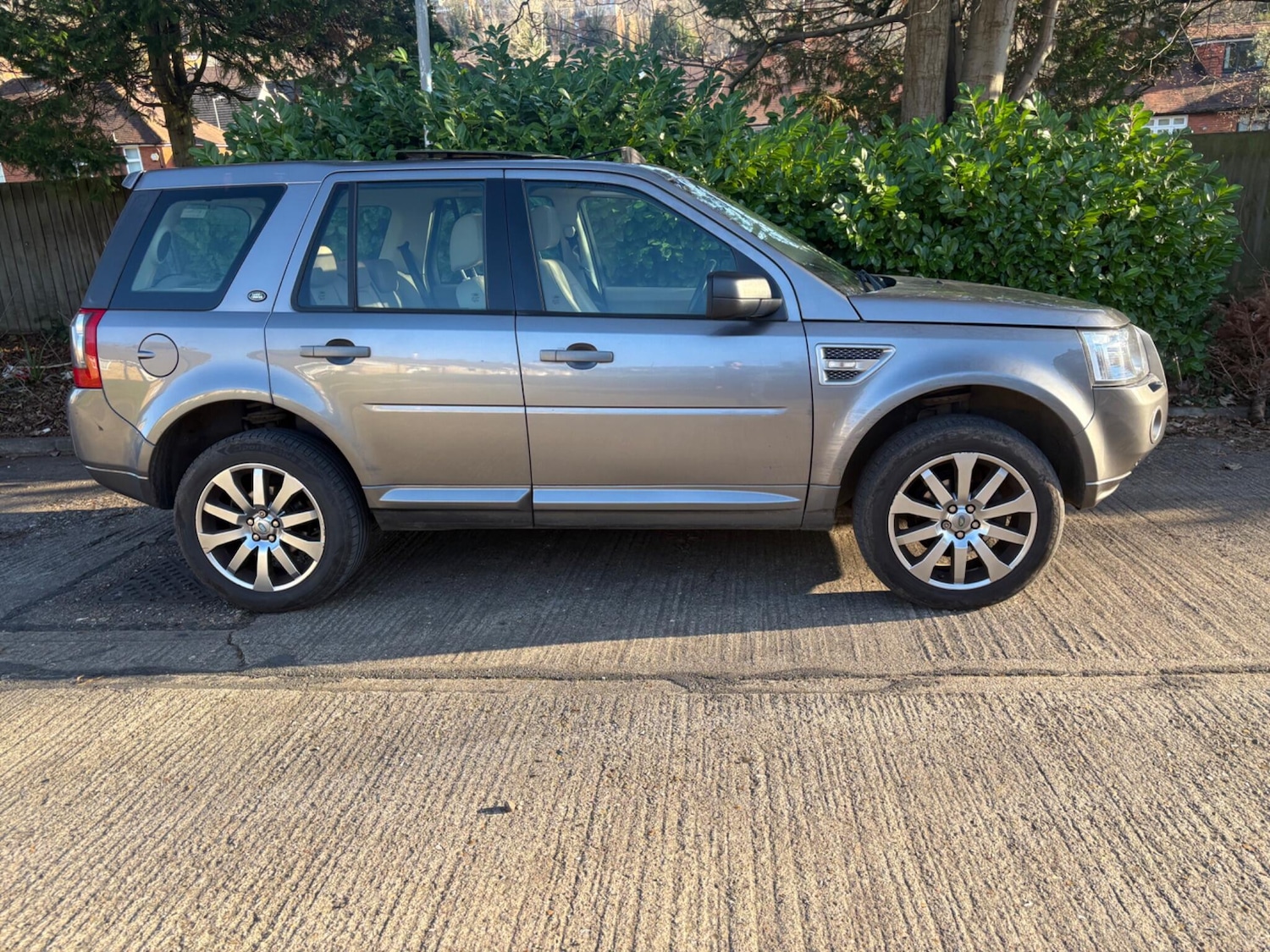 Used Land Rover Freelander 2010 for sale - 77053547: Photo 12