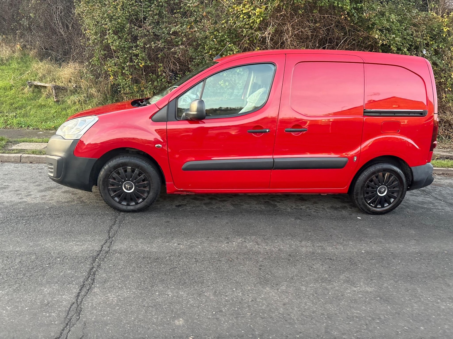 Used Citroen Berlingo 2015 for sale - 76937649: Photo 43