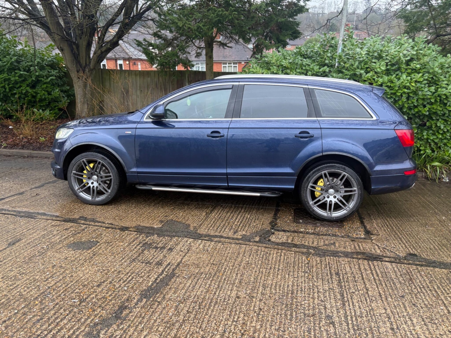 Used Audi Q7 2010 for sale - 77470969: Photo 2