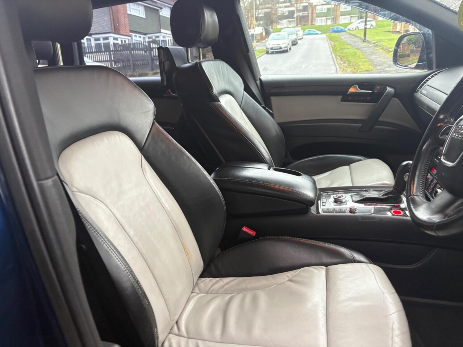 Used Audi Q7 2010 for sale - 77470969: Photo 30