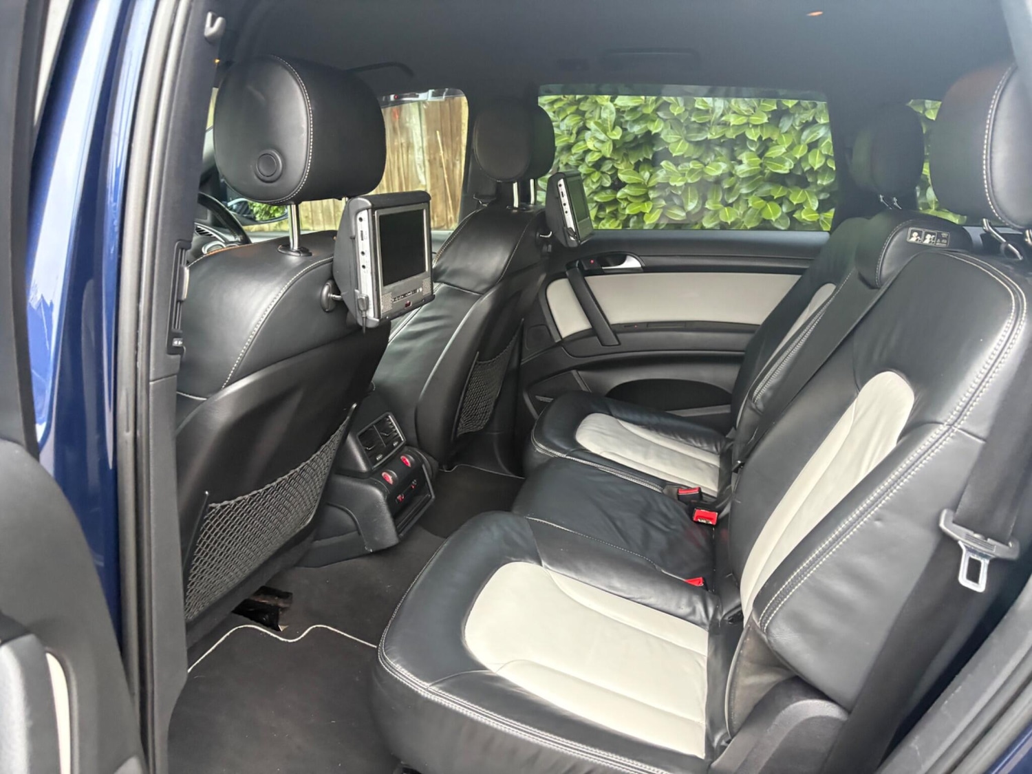 Used Audi Q7 2010 for sale - 77470969: Photo 40