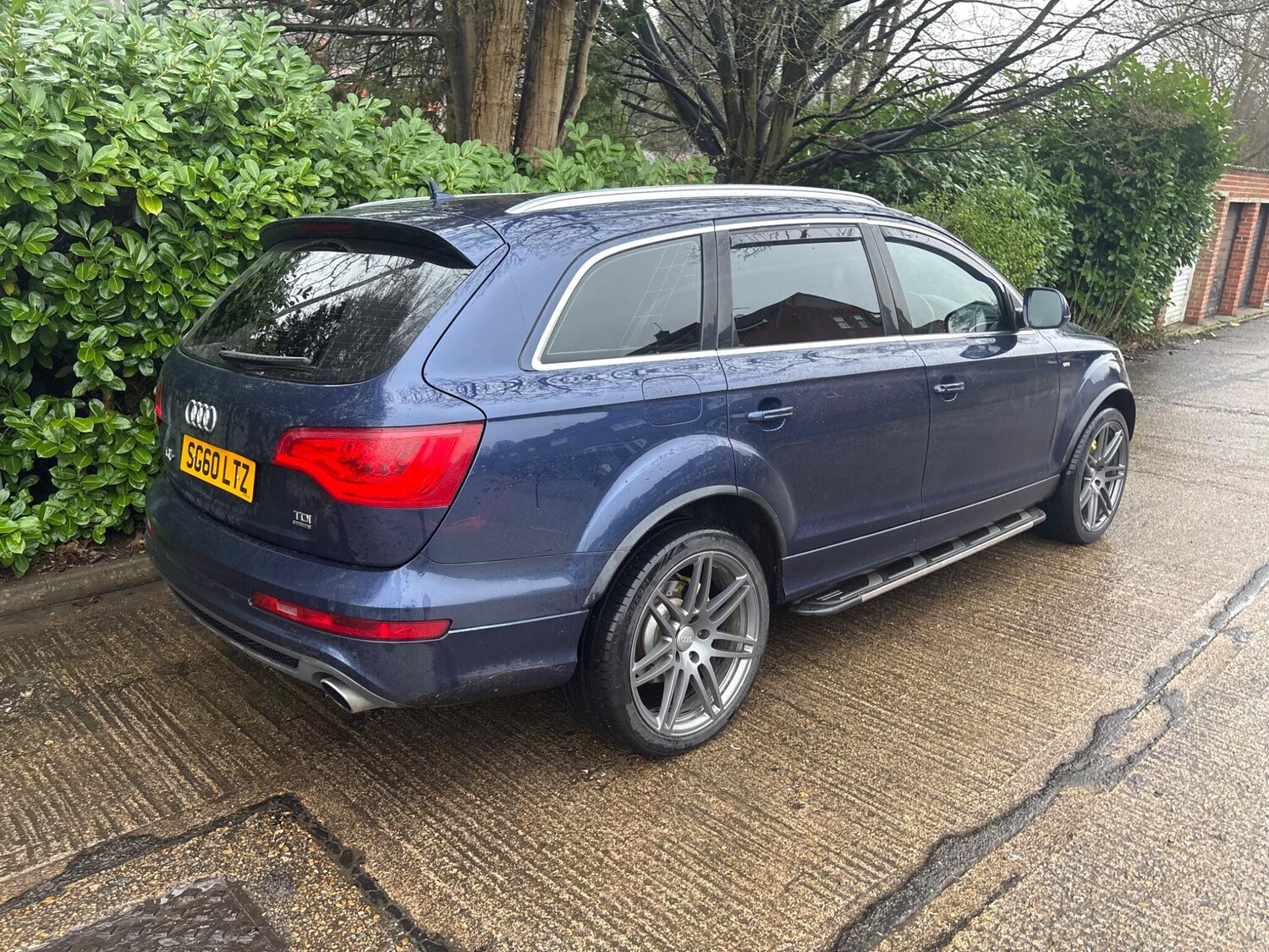 Used Audi Q7 2010 for sale - 77470969: Photo 46