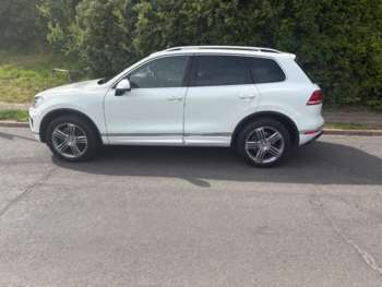Used Volkswagen Touareg 2015 for sale - 74536158: Photo