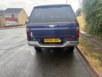 Used Toyota Hilux 2004 for sale - 75297002: Photo