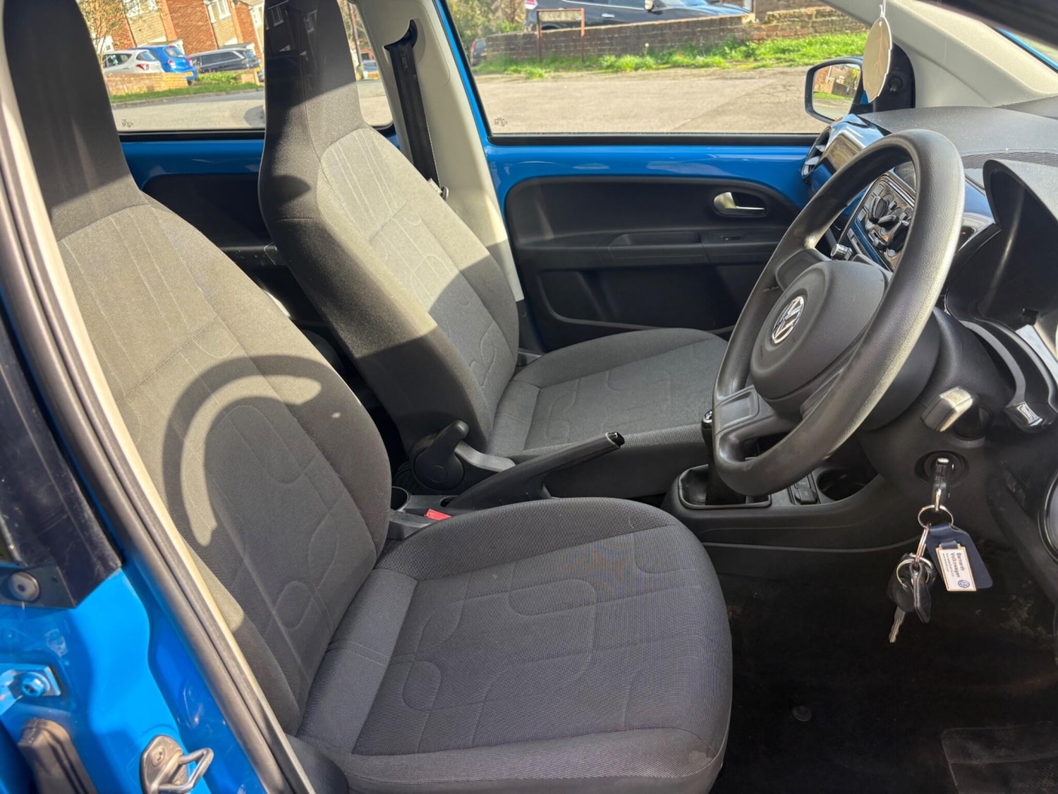 Used Volkswagen up! 2016 for sale - 76934268: Photo 28