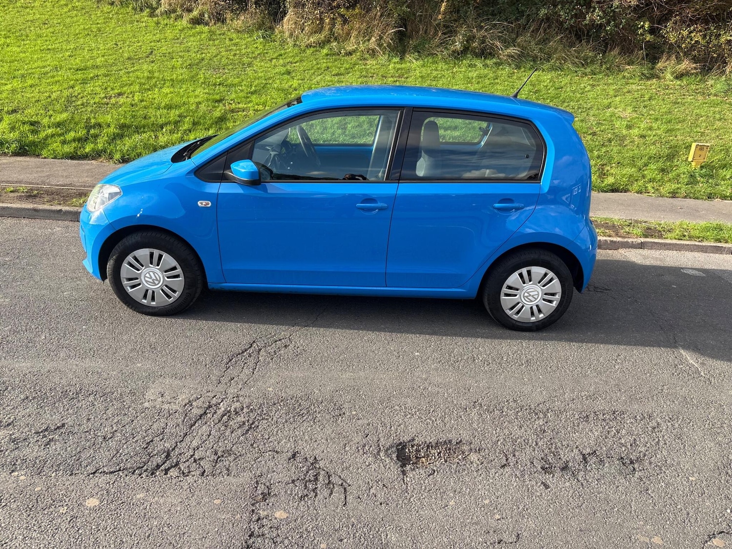 Used Volkswagen up! 2016 for sale - 76934268: Photo 54