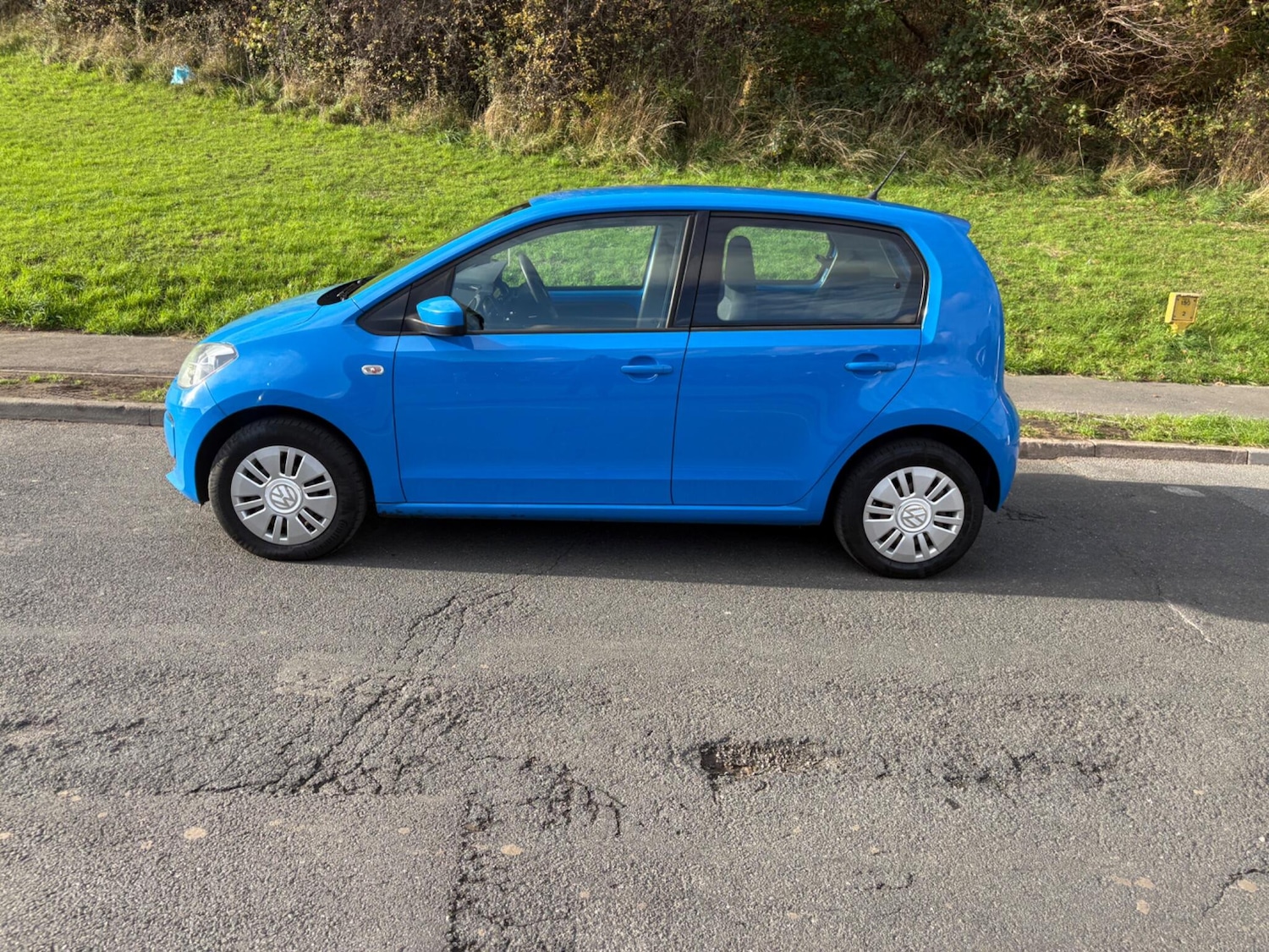 Used Volkswagen up! 2016 for sale - 76934268: Photo 56