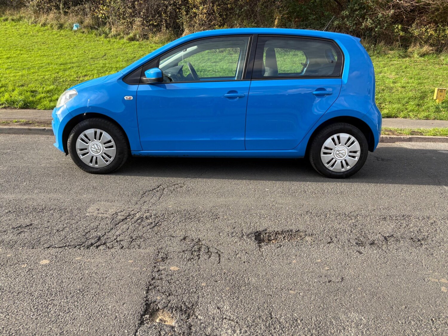 Used Volkswagen up! 2016 for sale - 76934268: Photo 66