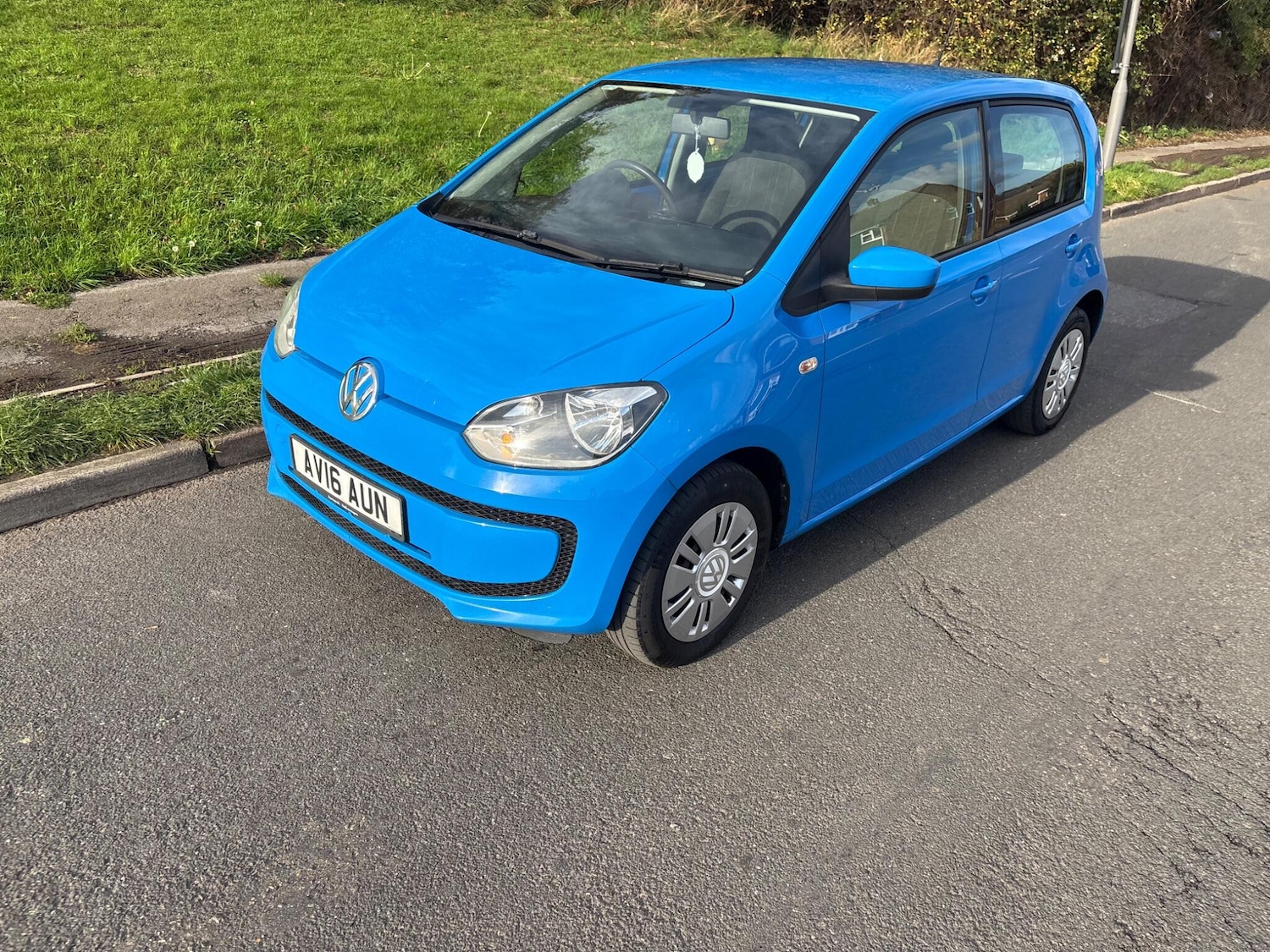 Used Volkswagen up! 2016 for sale - 76934268: Photo 76