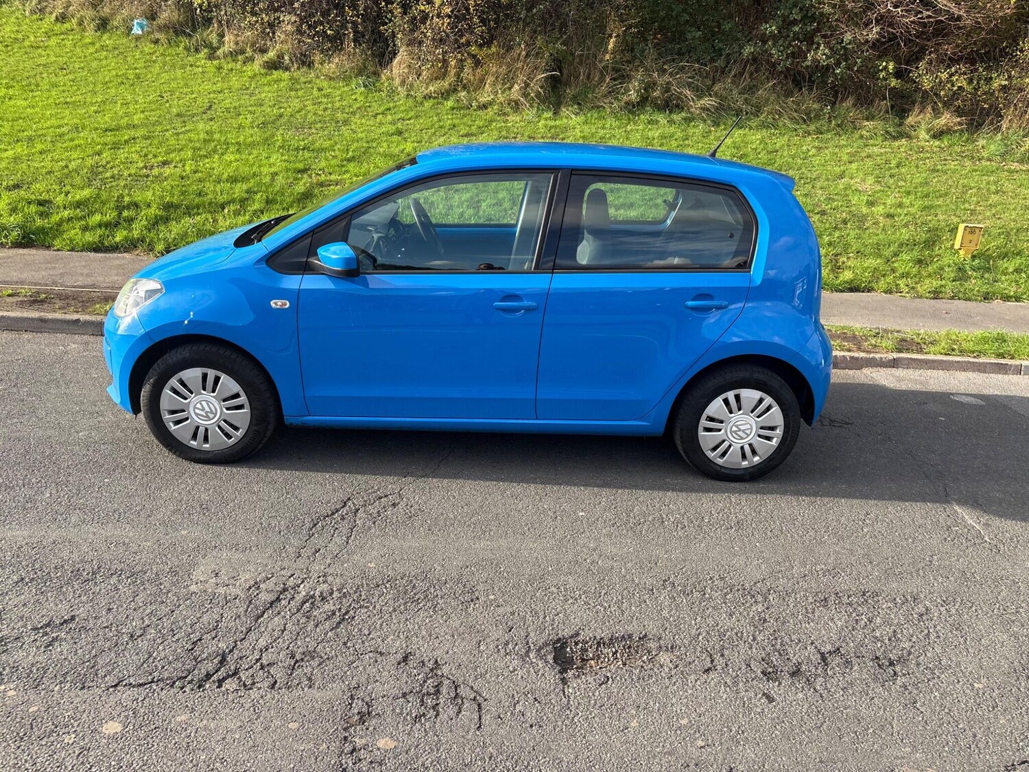 Used Volkswagen up! 2016 for sale - 76934268: Photo 80