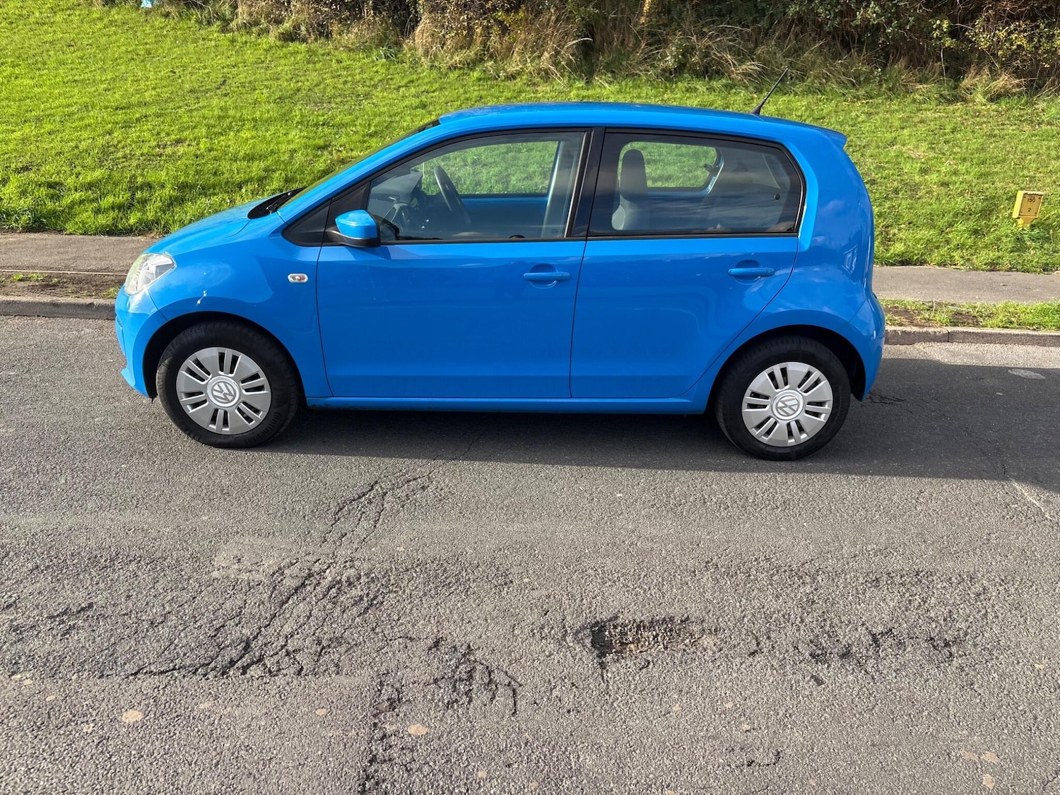 Used Volkswagen up! 2016 for sale - 76934268: Photo 82