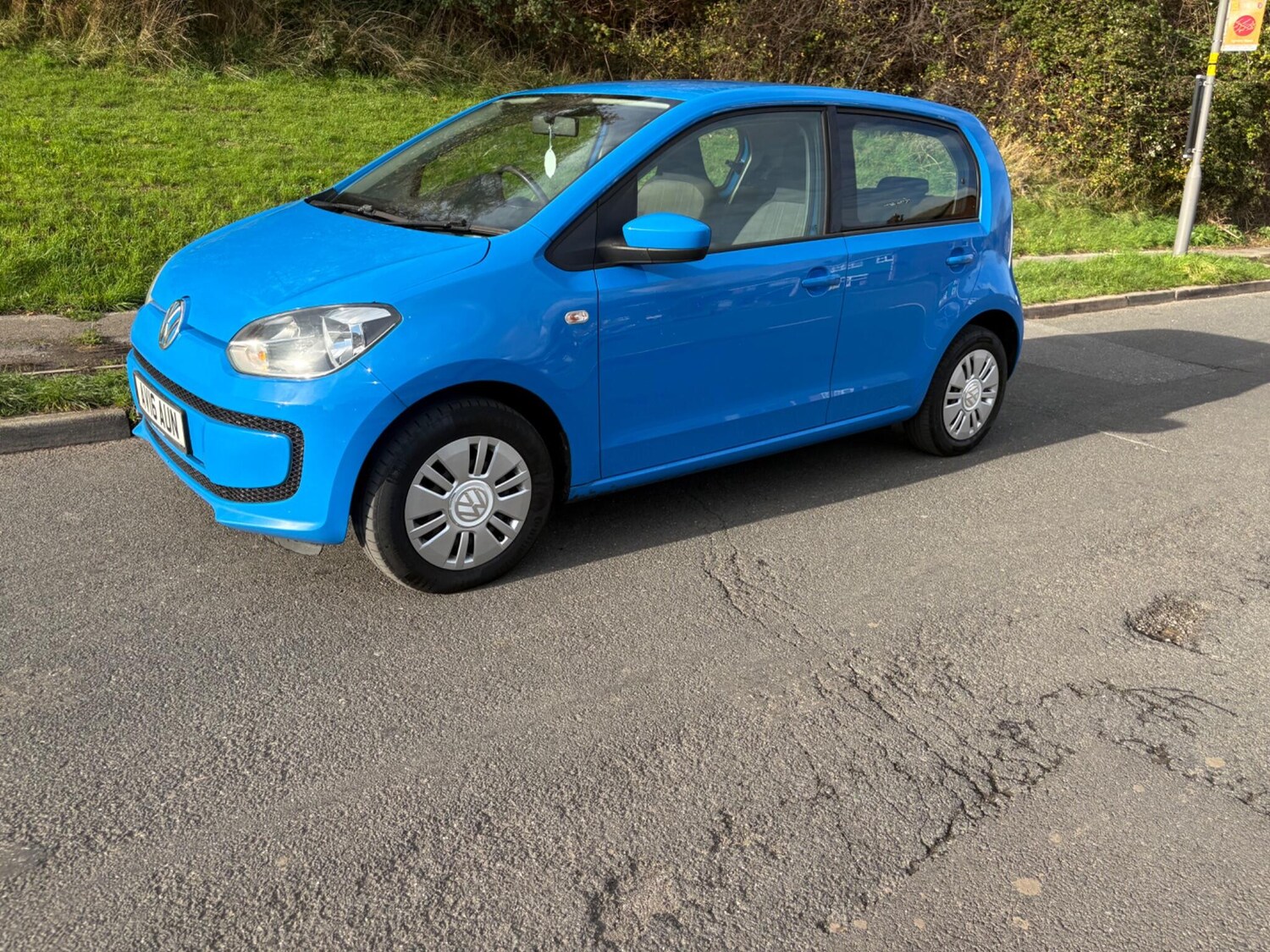 Used Volkswagen up! 2016 for sale - 76934268: Photo 85