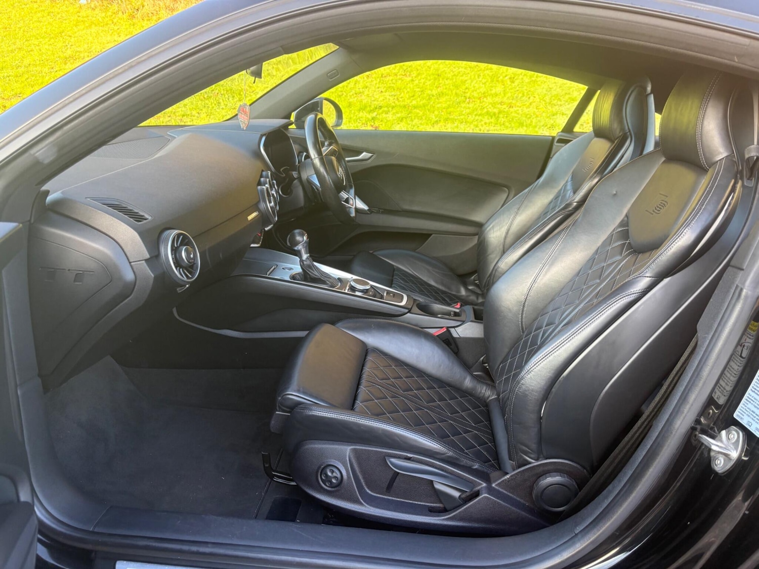 Used Audi TT 2015 for sale - 76717620: Photo 13