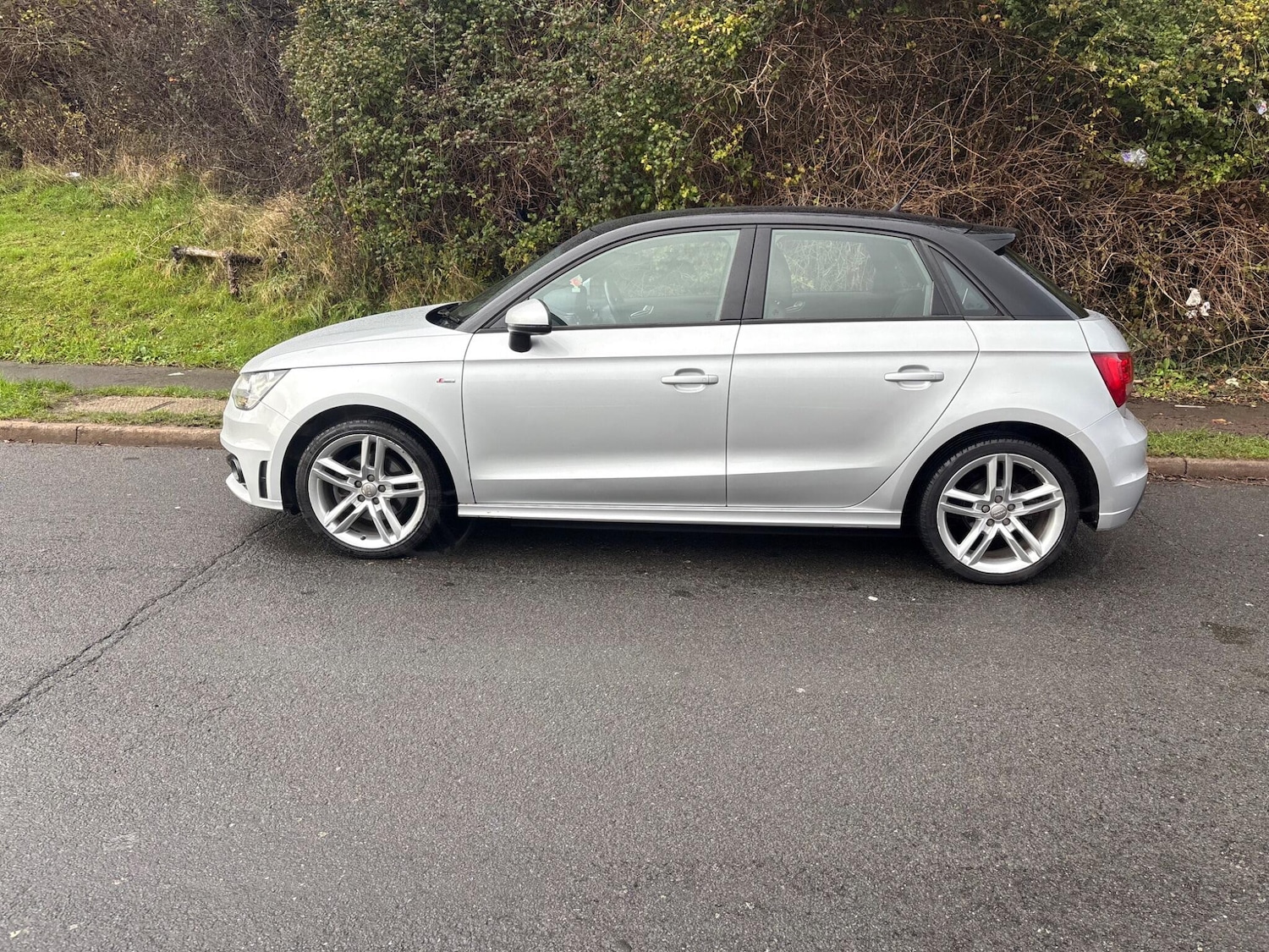 Used Audi A1 2013 for sale - 76851353: Photo 12