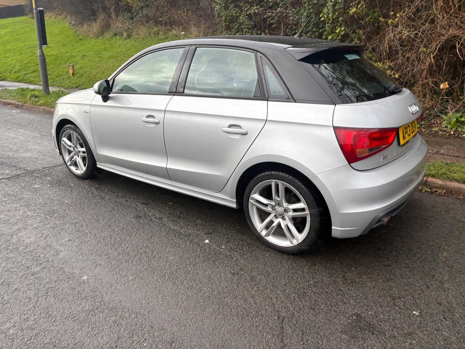 Used Audi A1 2013 for sale - 76851353: Photo 4