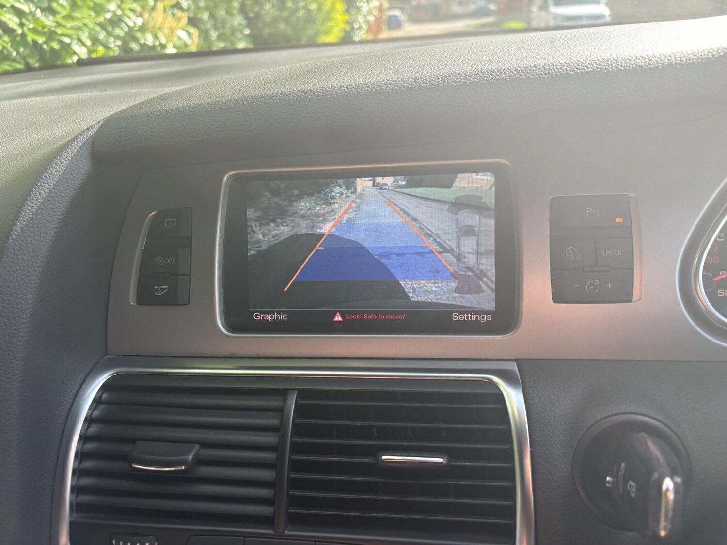 Used Audi Q7 2012 for sale - 78220942: Photo 33