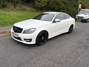 Used Mercedes-Benz C-Class 2012 for sale - 76169275: Photo