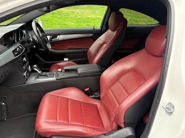 Used Mercedes-Benz C-Class 2012 for sale - 76169275: Photo 32