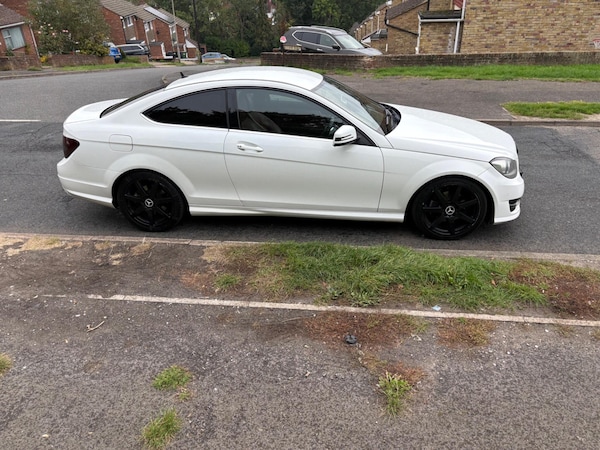 Used Mercedes-Benz C-Class 2012 for sale - 76169275: Photo 35