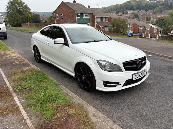 Used Mercedes-Benz C-Class 2012 for sale - 76169275: Photo 9