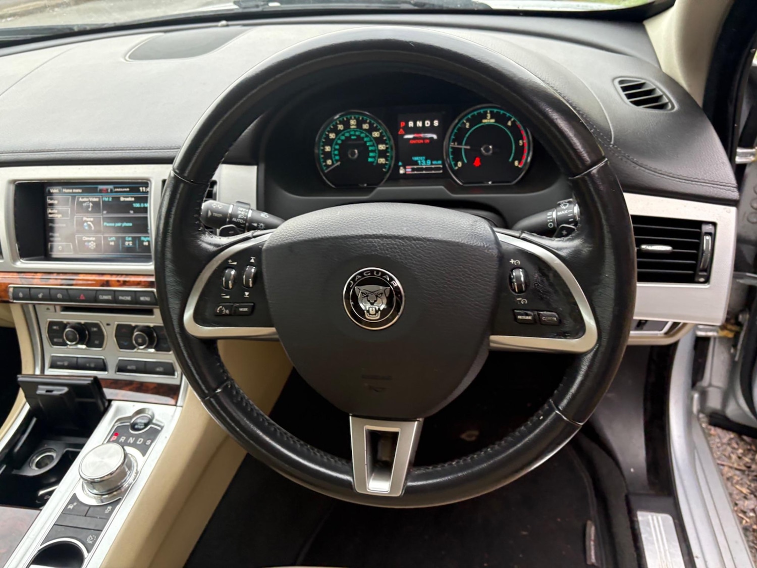 Used Jaguar XF 2013 for sale - 76648132: Photo 70