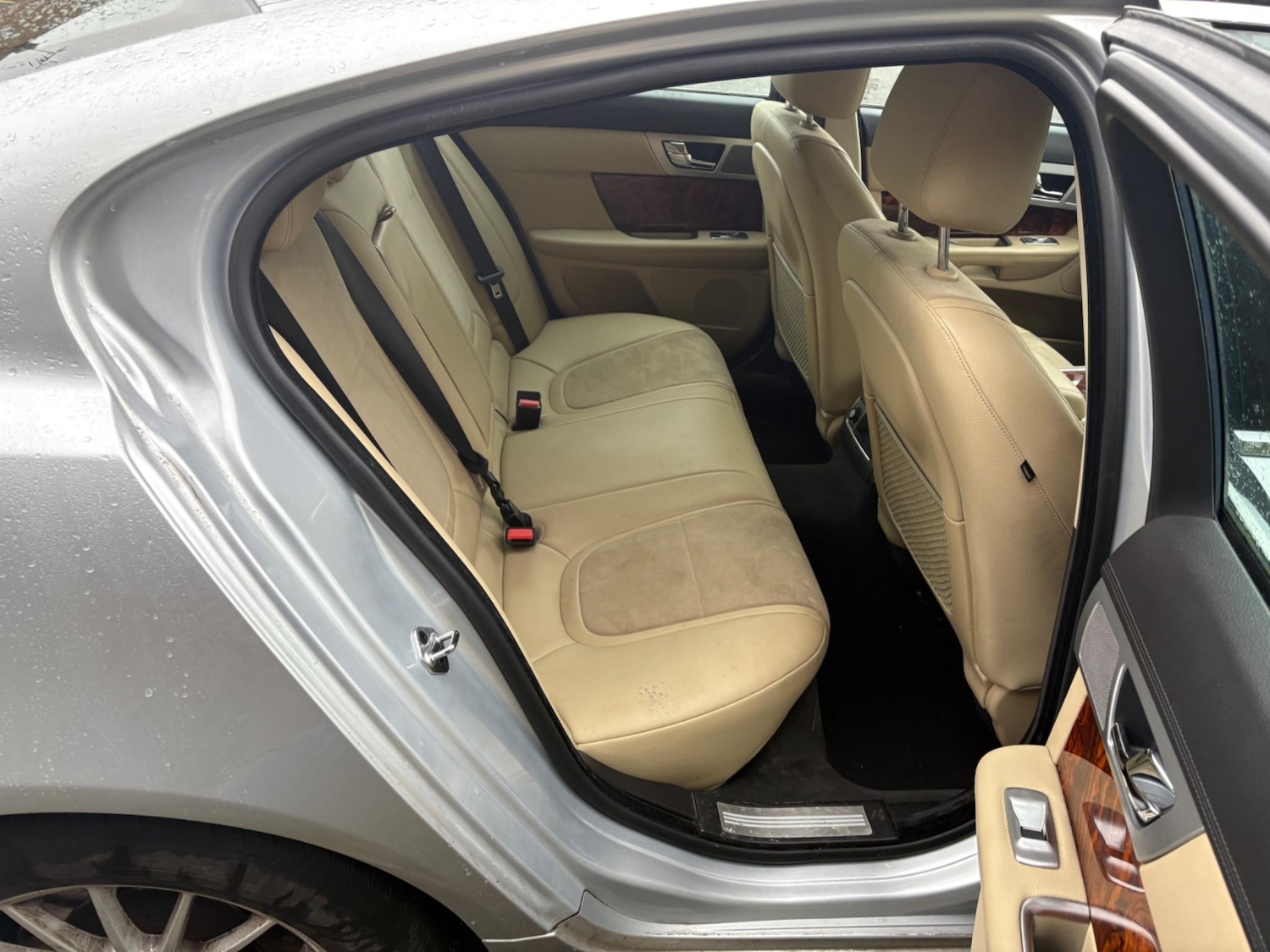 Used Jaguar XF 2013 for sale - 76648132: Photo 8